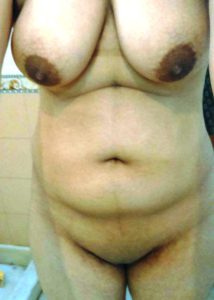 indian bhabhi saggy tits