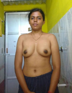 desi nude teen with sexy dark boobs