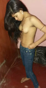 pretty desi nude babe