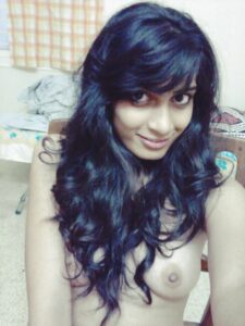 desi nude girlfriend