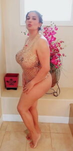 stunning desi big boobs wife