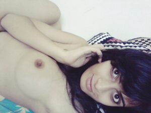 young desi nude babe