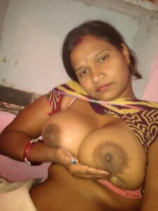 naughty desi boobies 