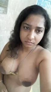 Busty Sri Lankan Office Girl