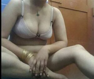 hot desi big tits wife