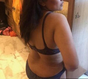 curvy hot desi wife