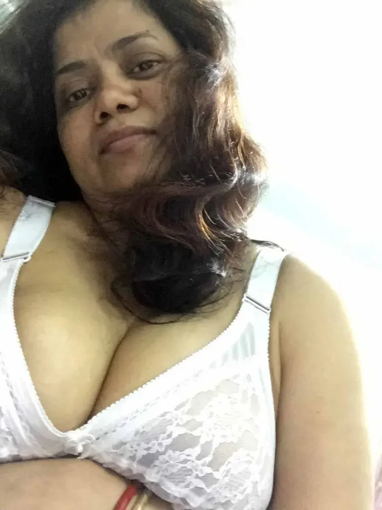 nasty Big boobs busty mature aunty