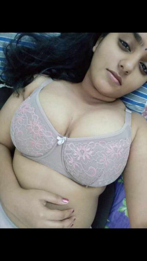 Busty Tamil Girlfriend