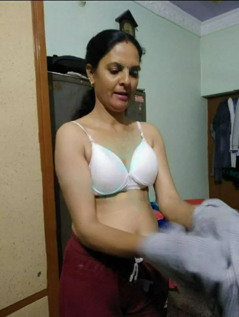 amateur horny desi wife