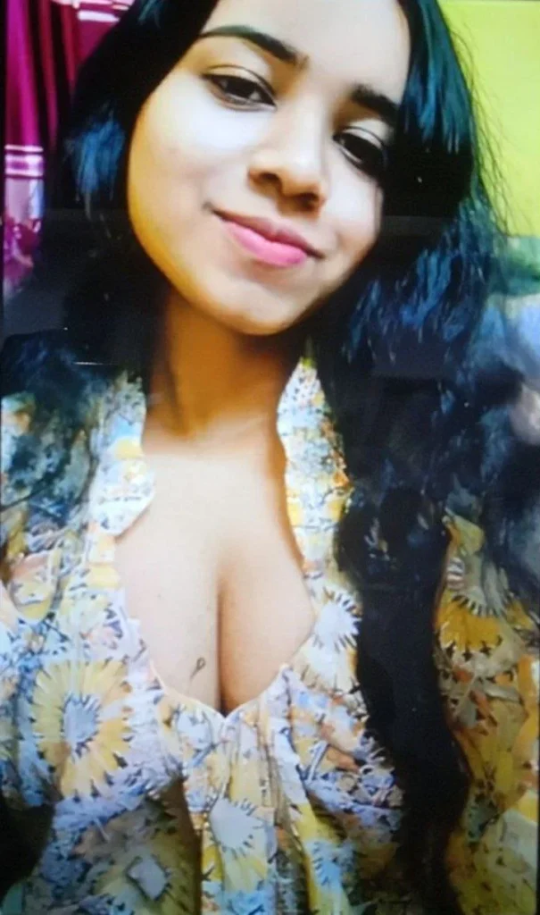 slight cleavage showing selfie